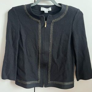 Stunning St. John 3/4 sleeve zip up jacket